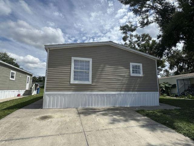 Building Photo - 9357 Eden Dr Rental