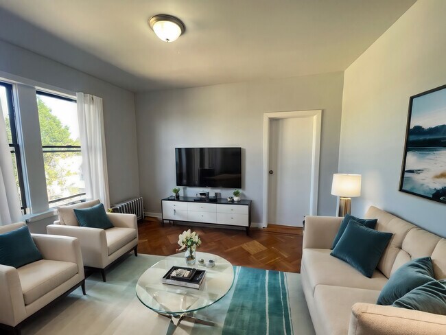 Gregg Parkview Apartments - Gregg Parkview Apartments