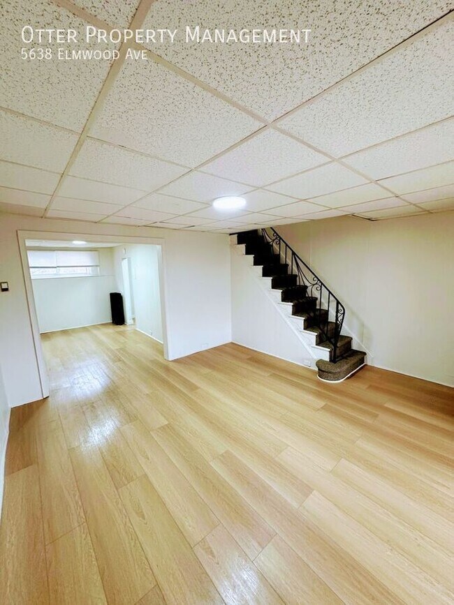 Photo - 5638 Elmwood Ave