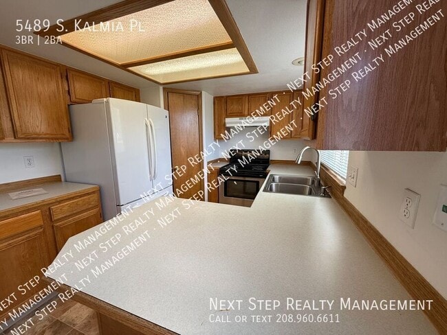 Photo - 5489 S Kalmia Pl