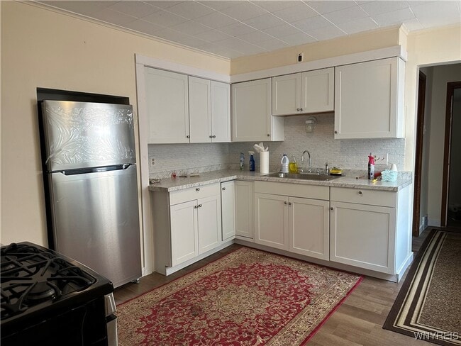 Building Photo - 801 West Ave Rental