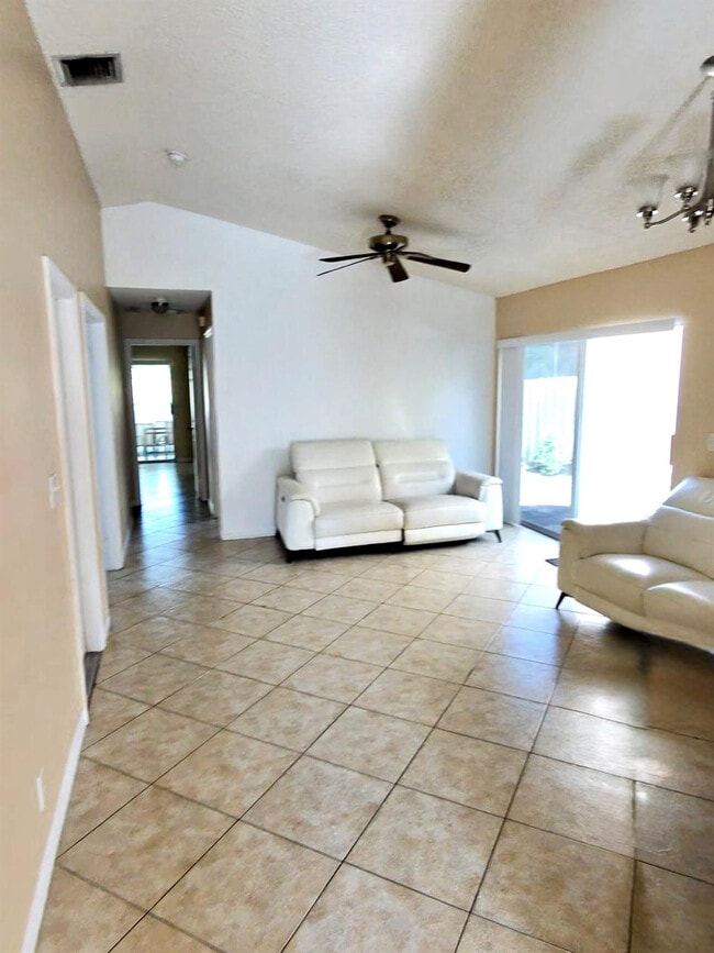 Photo - 6301 Seminole Terrace