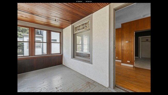 Photo - Beautiful 2-Bed 2-Bath Unit in St. Paul - Available Now! Unidad 1