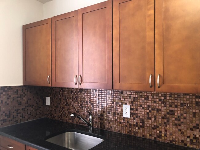 Photo - 7 Laidlaw Ave Unidad 45