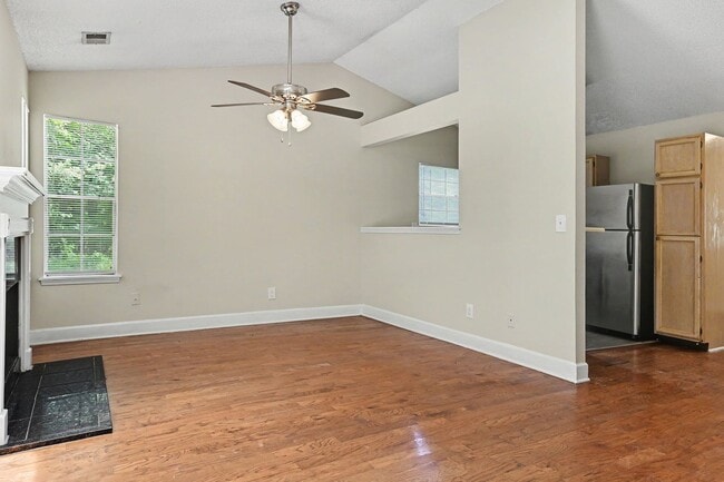 Photo - 3 Bedroom 2 Bathroom House