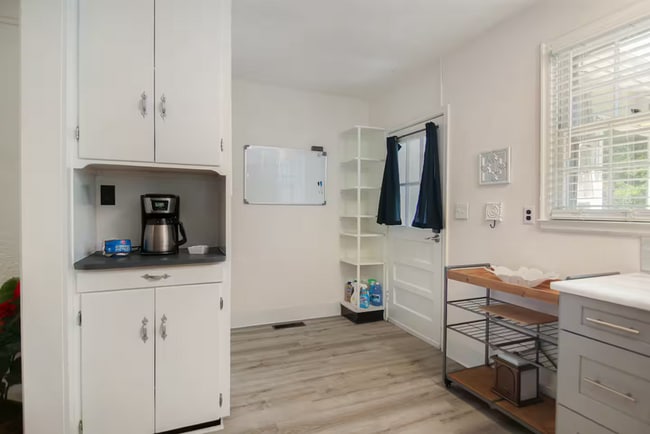 Photo - 426 Riverland Dr