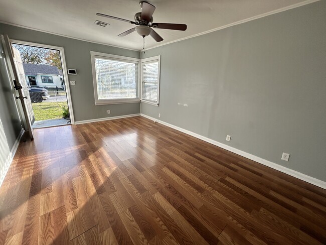Photo - 233 East 27th Ct N
