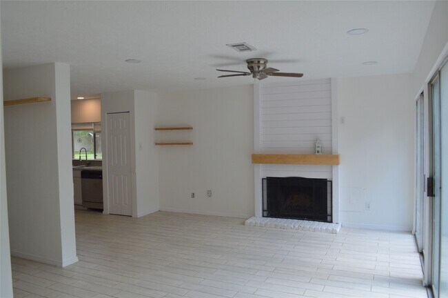 Photo - 1212 E Red Cedar Cir
