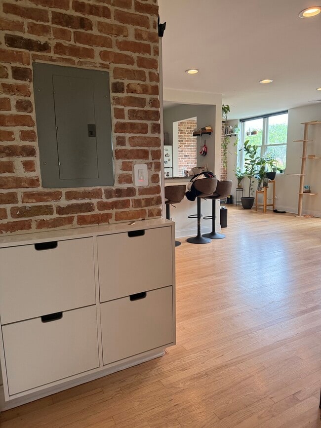 Photo - 2501 W Touhy Ave Unit 308