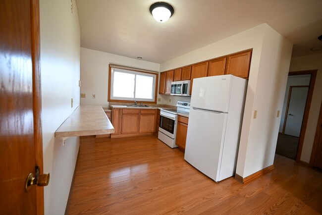 Photo - Summit Ave. Duplex Unit 604 Summit