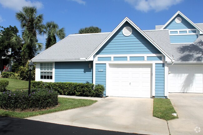 Building Photo - 1124 Ocean Dunes Cir Rental