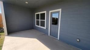 Building Photo - 315 Marsh Ln