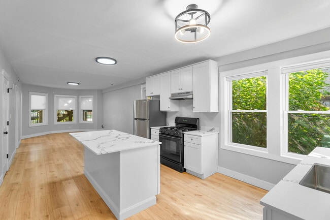 Photo - 1406 N Kildare Ave