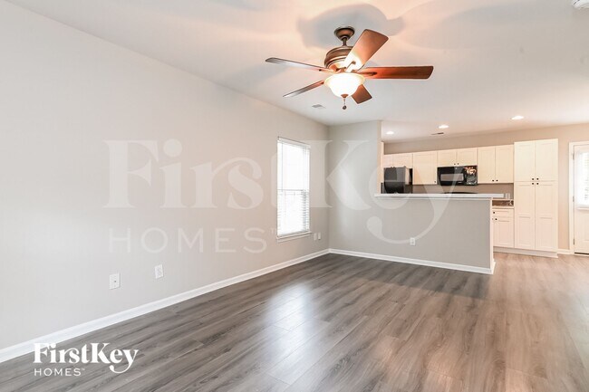 Photo - 105 Vinca Dr