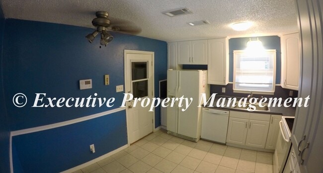 Photo - 908 Deorsam Dr