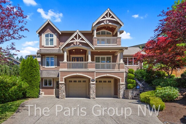**PROPERTY LEASED** Stunning 3450sf Bellev... - **PROPERTY LEASED** Stunning 3450sf Bellev... House