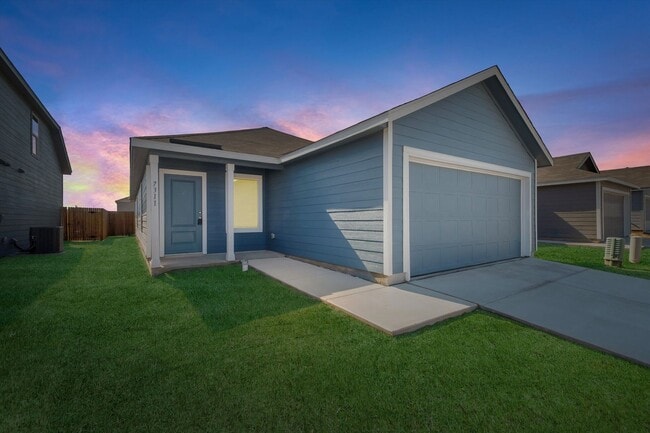 Photo - Brand new 3/2 Gem in Sapphire Grove