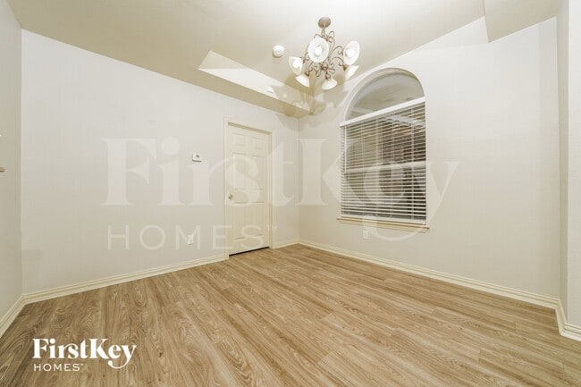 Photo - 804 Center St