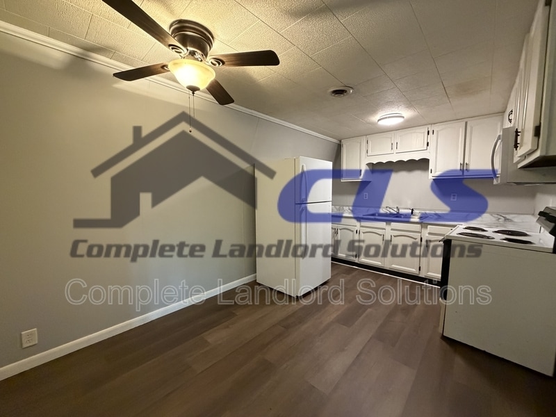 Photo - 626 E Curry Dr