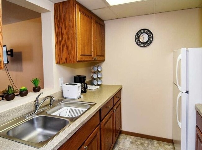 Parkwood Senior Living 55+