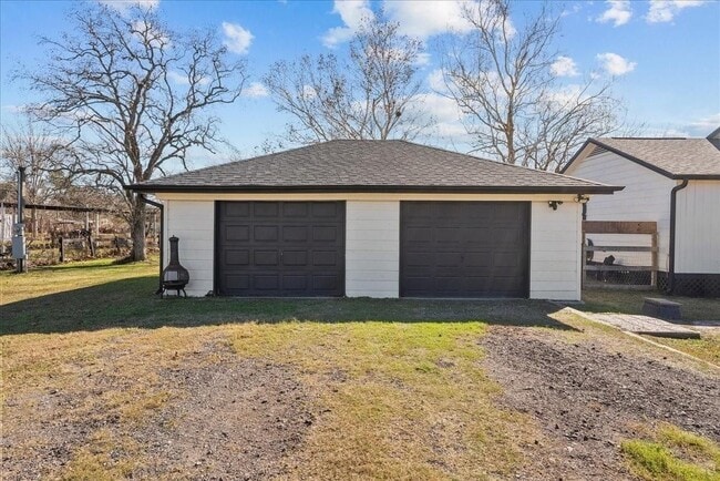 Photo - 14621 Cedar St