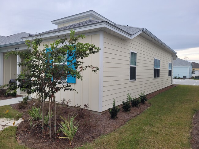 Photo - 65 Barefoot Ln.