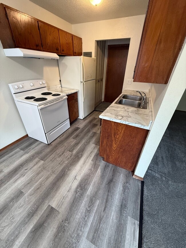 Photo - 1676 English St Unit 304