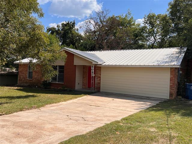 Photo - 509 Davis Dr