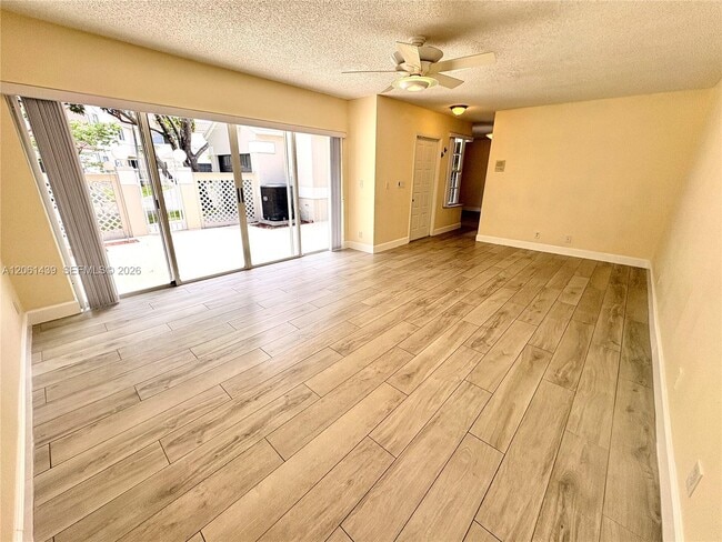 Photo - 11196 Longboat Dr