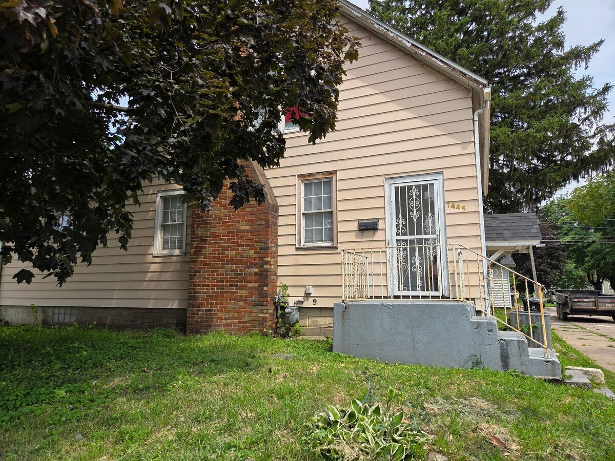 Huge 4 BR house for rent - Huge 4 BR house for rent