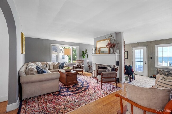 Photo - 4922 Clifton Pkwy