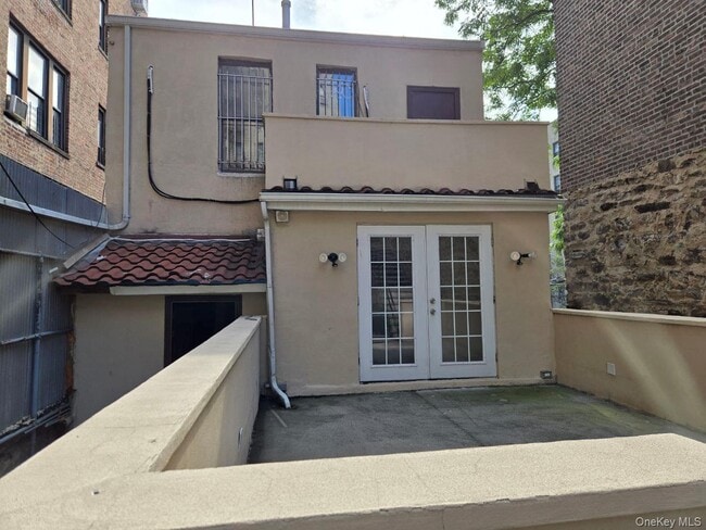 Building Photo - 2567 Poe Pl Rental