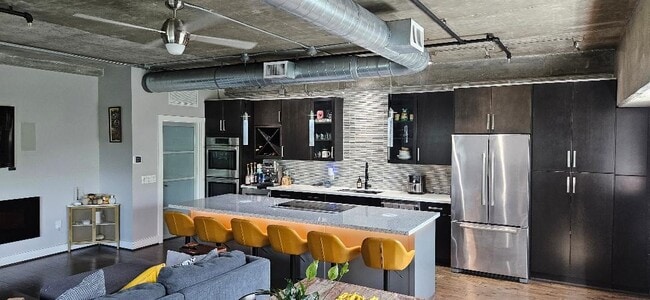 Photo - 2000 Bagby St Unit 3441