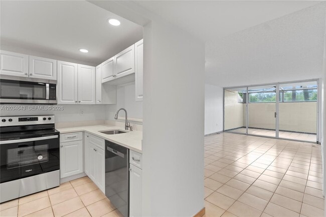 Photo - 10875 SW 112th Ave Unit 114