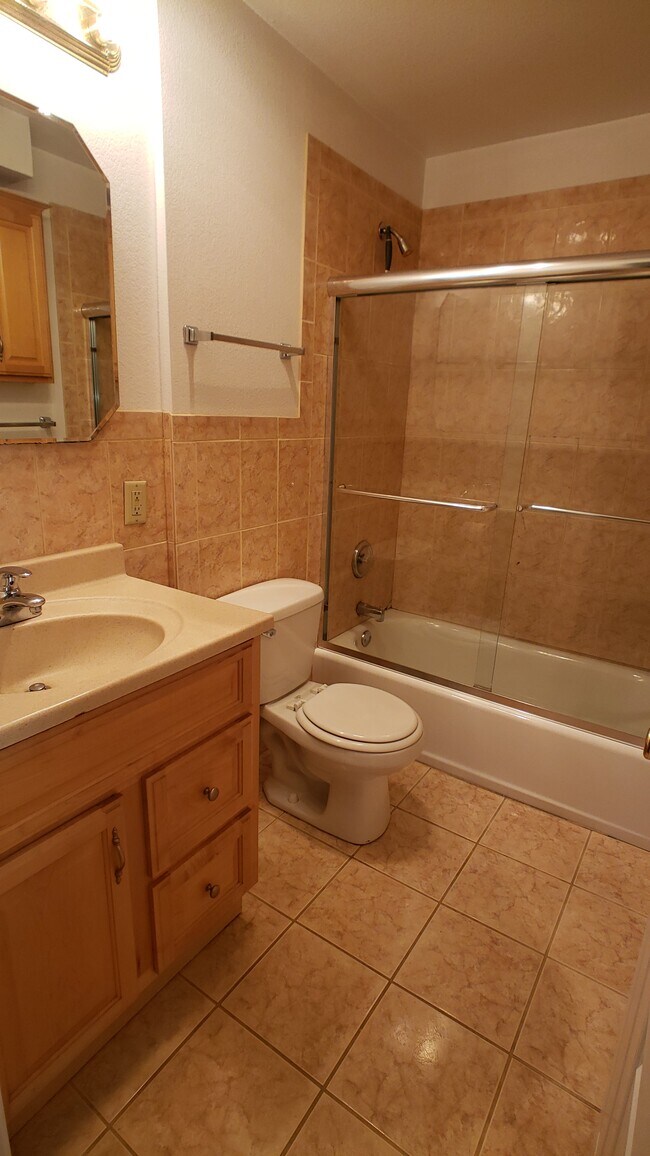 Photo - 2713 Delaware St SE Unit 2