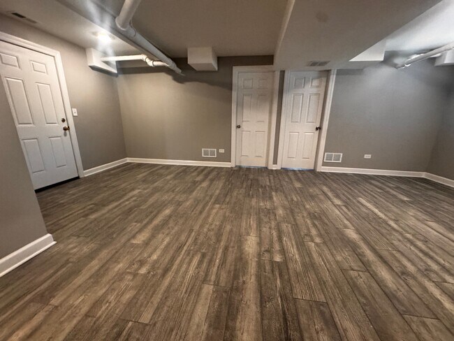 Photo - 4556-4558 S Prairie Ave Unit 4558-G