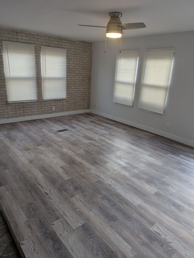 Photo - 2241 Astor St