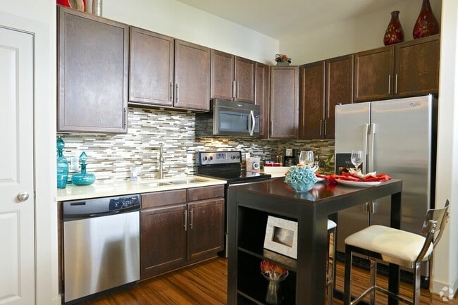 Building Photo - Exclusive Offer: 1 Month Rent-Free for New... Unit AOWD Rental