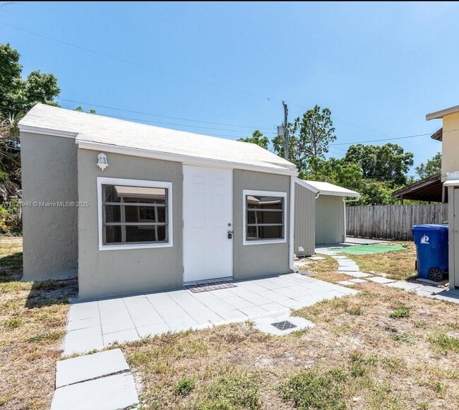 Photo - 500 SW 10th St Casa