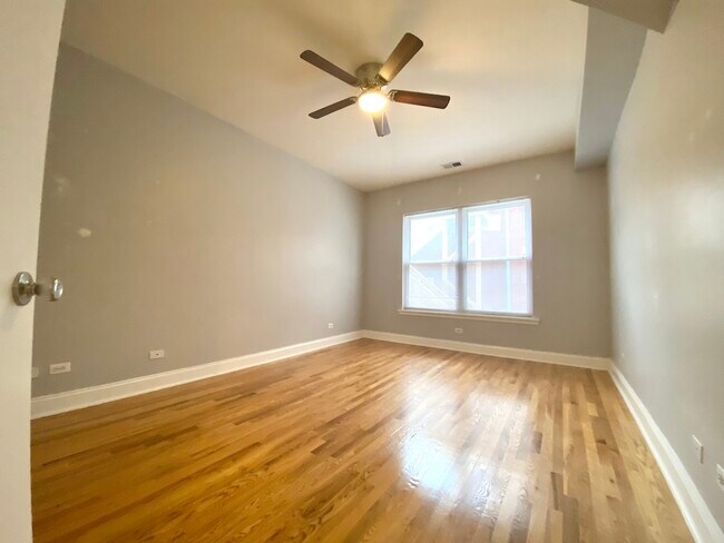 Photo - 4536 N Sheridan Rd Unit 4500-2