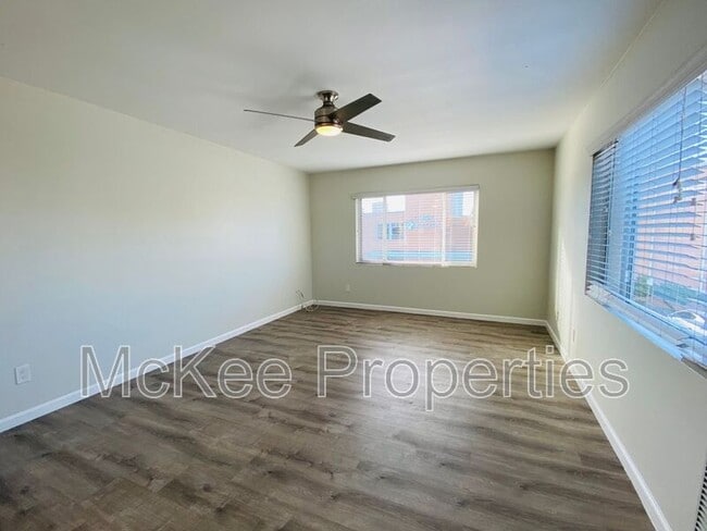 Photo - 220 Fir St