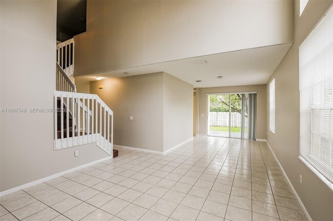 Photo - 1436 NW 159th Ln