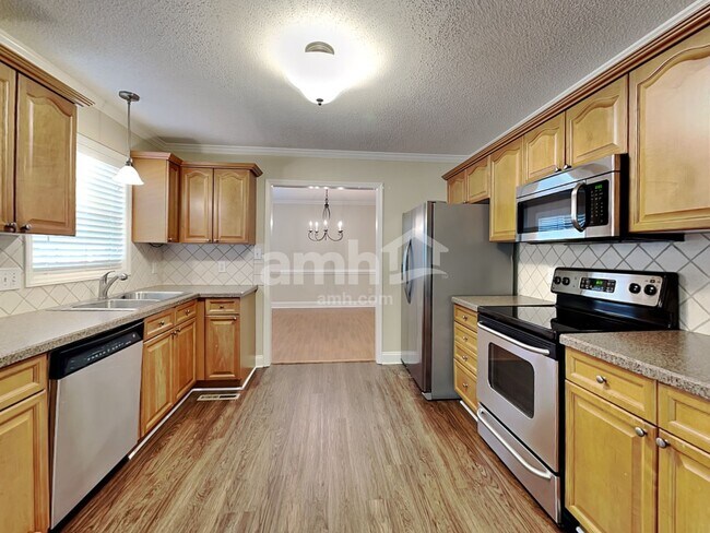 Photo - 6217 Highland Brook Dr