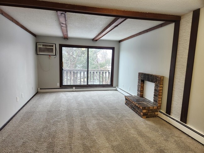 Photo - 7254 72nd Ln N