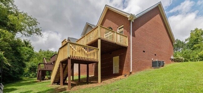 Photo - 224 High Ridge Ct