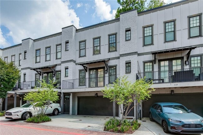 721 Taylor Ct