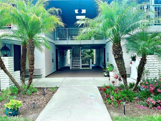 Building Photo - 813 Via Alhambra Rental