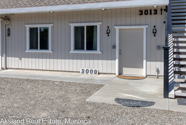 3009 W Lathrop Rd Unit 1