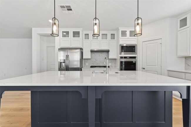 Photo - 11211 Midland Hawthorn Pl