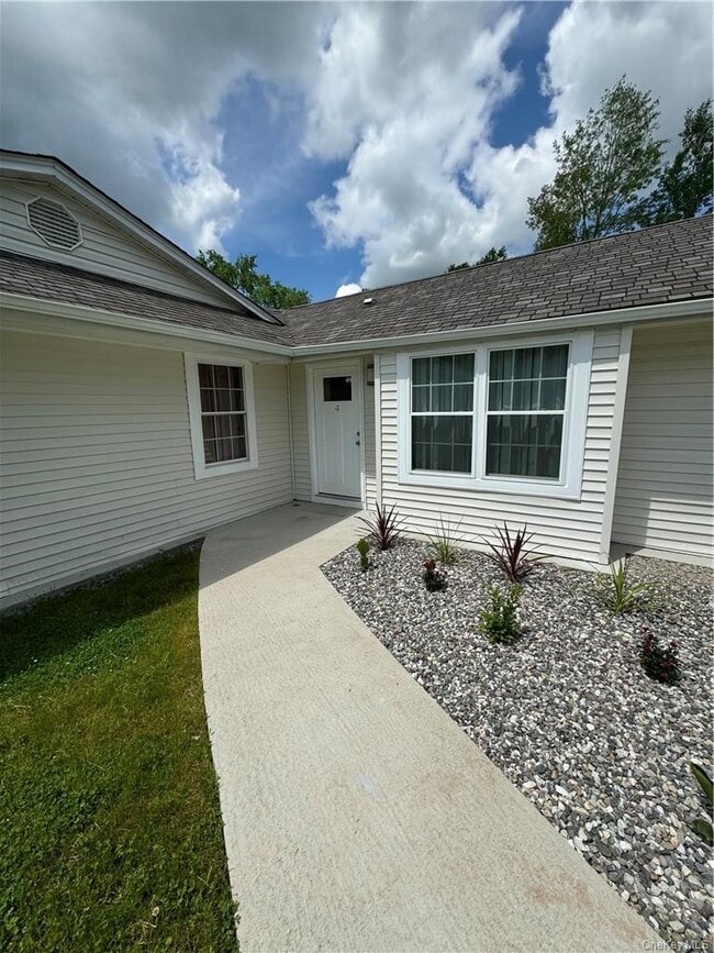 Photo - 3180 NY-52 Unit 2